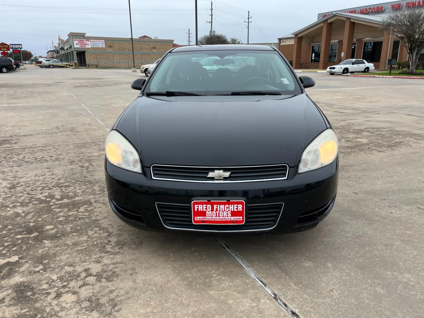 2008 Black /gray Chevrolet Impala LS (2G1WB55K381) with an 3.5L V6 OHV 16V FFV engine, 4-Speed Automatic Overdrive transmission, located at 14700 Tomball Parkway 249, Houston, TX, 77086, (281) 444-2200, 29.928619, -95.504074 - Photo#1